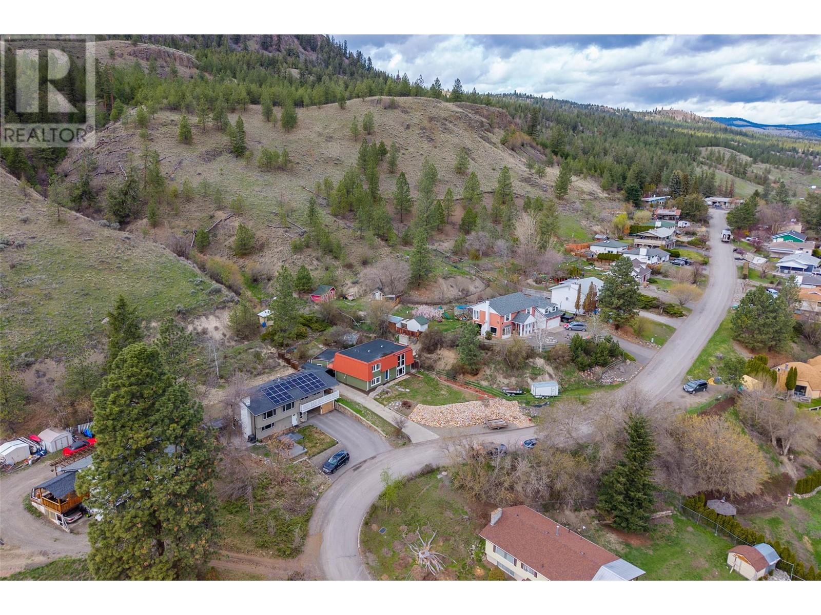 Property at 4326 KARINDALE Road image 4