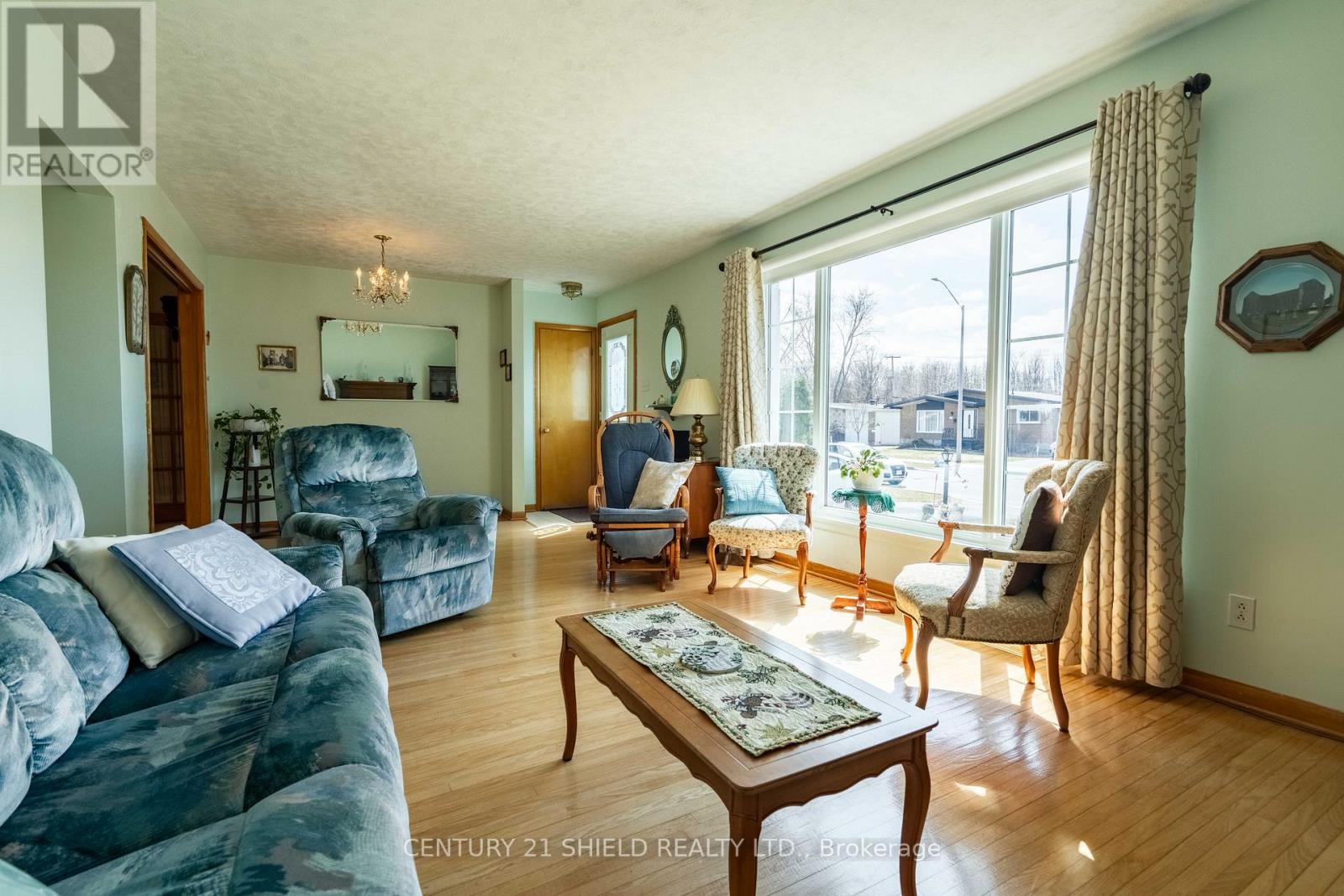 506 Anderson Drive, Cornwall, Ontario  K6H 5N3 - Photo 11 - X12069632