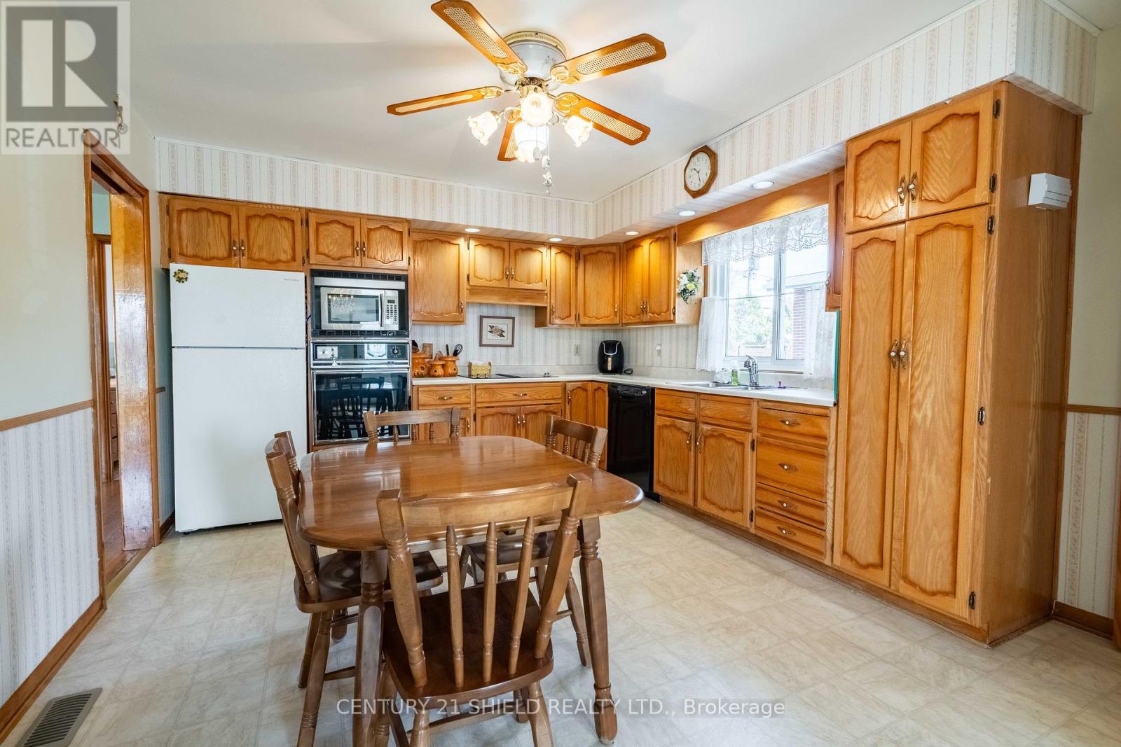 506 Anderson Drive, Cornwall, Ontario  K6H 5N3 - Photo 14 - X12069632