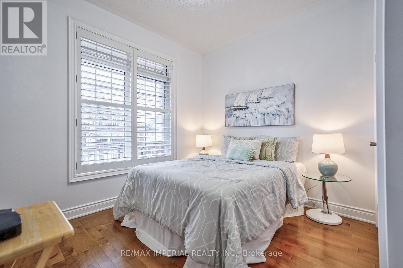 Property at 1054 BOB SCOTT COURT image 4