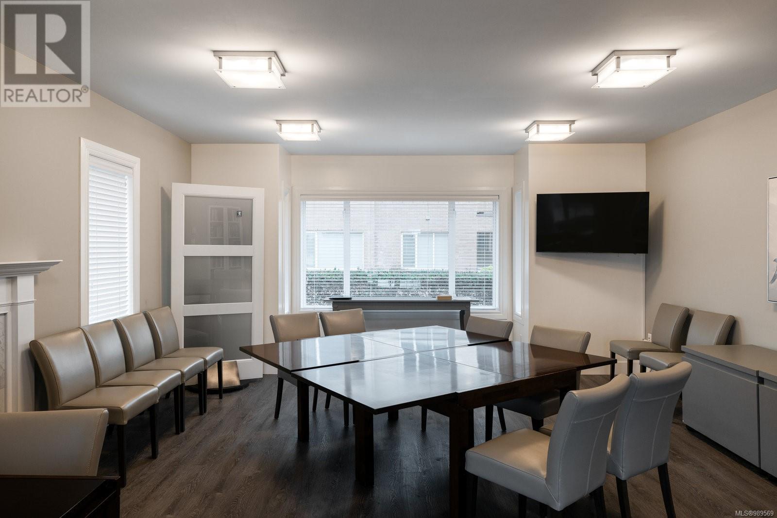 114 50 Songhees Rd, Victoria, British Columbia  V9A 7J4 - Photo 32 - 989569