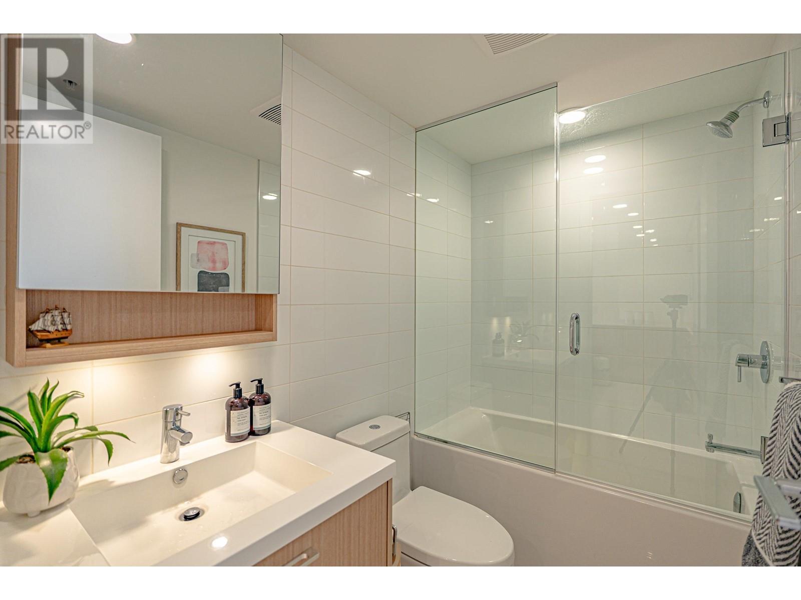 512 5580 No. 3 Road, Richmond, British Columbia  V6X 0R8 - Photo 23 - R2987594