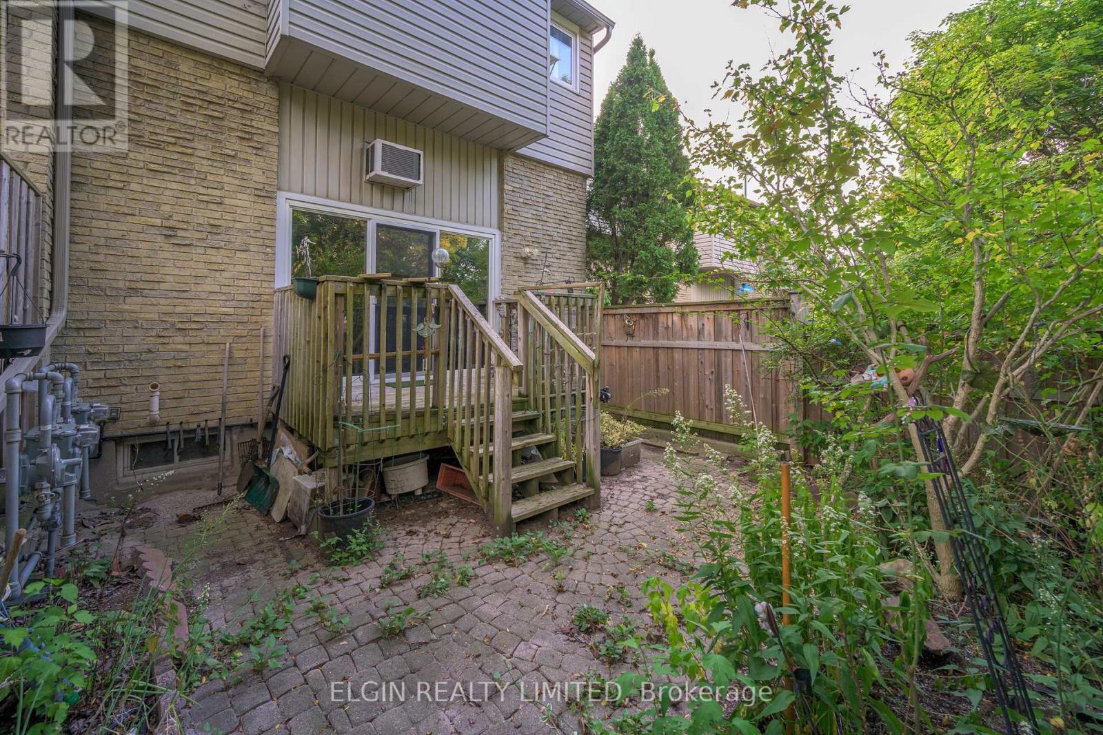 Photo 25 of 27 for 78 - 159 Sandringham Crescent