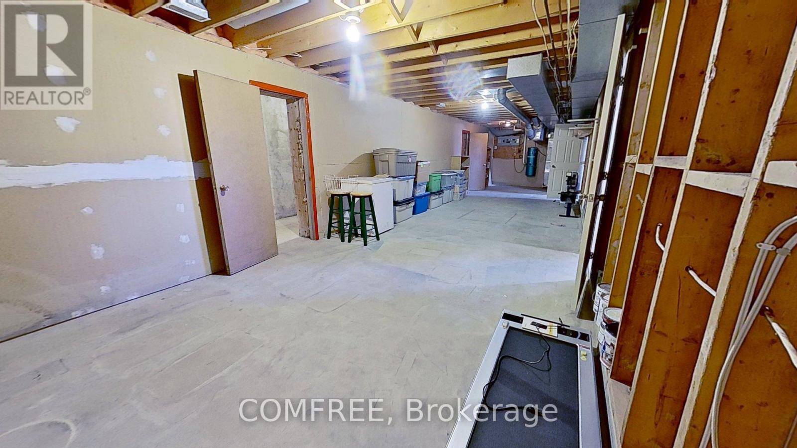 3938 Tile Yard Road, Enniskillen (Petrolia), Ontario  N0N 1R0 - Photo 20 - X12069752