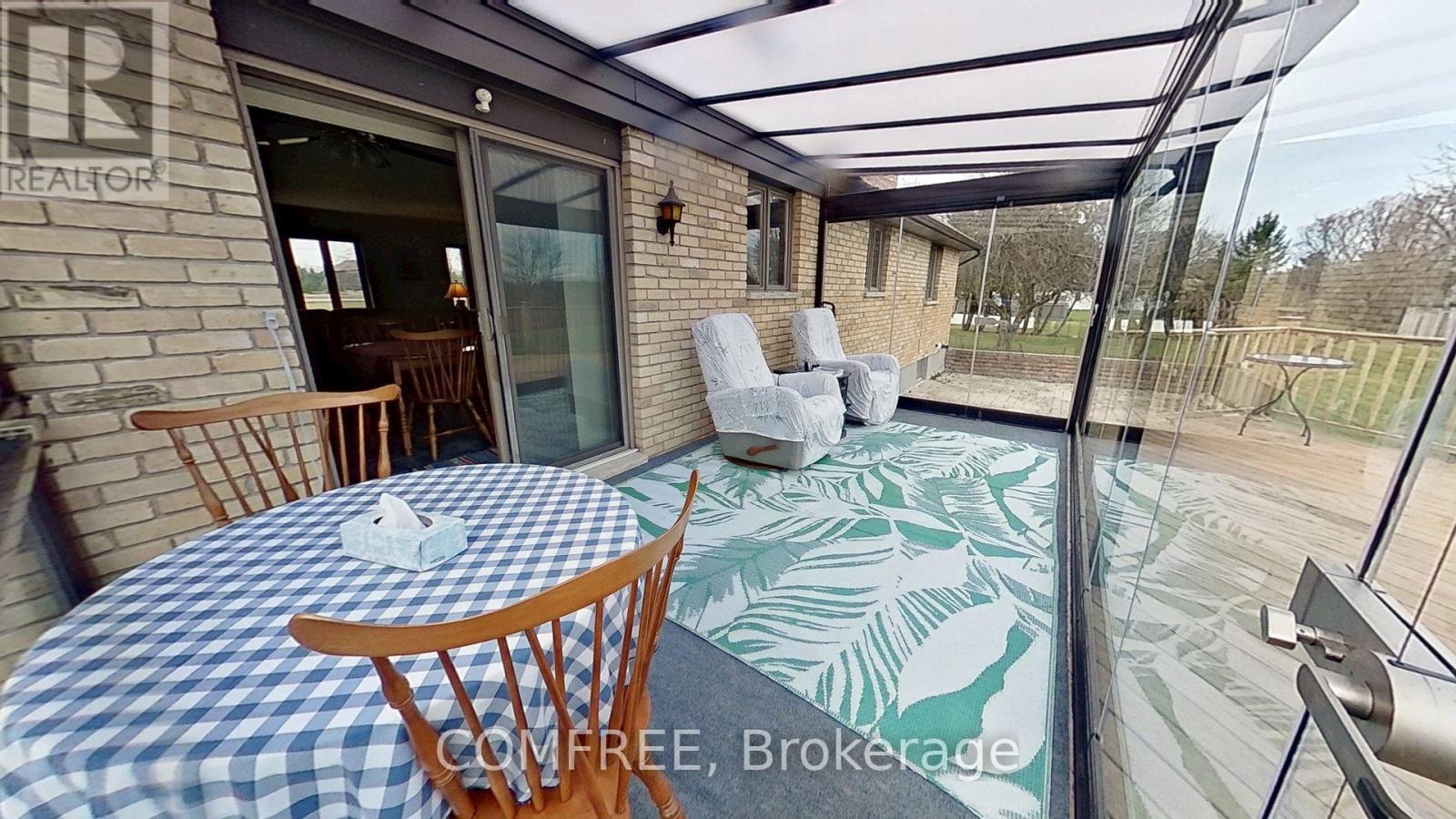 3938 Tile Yard Road, Enniskillen (Petrolia), Ontario  N0N 1R0 - Photo 22 - X12069752