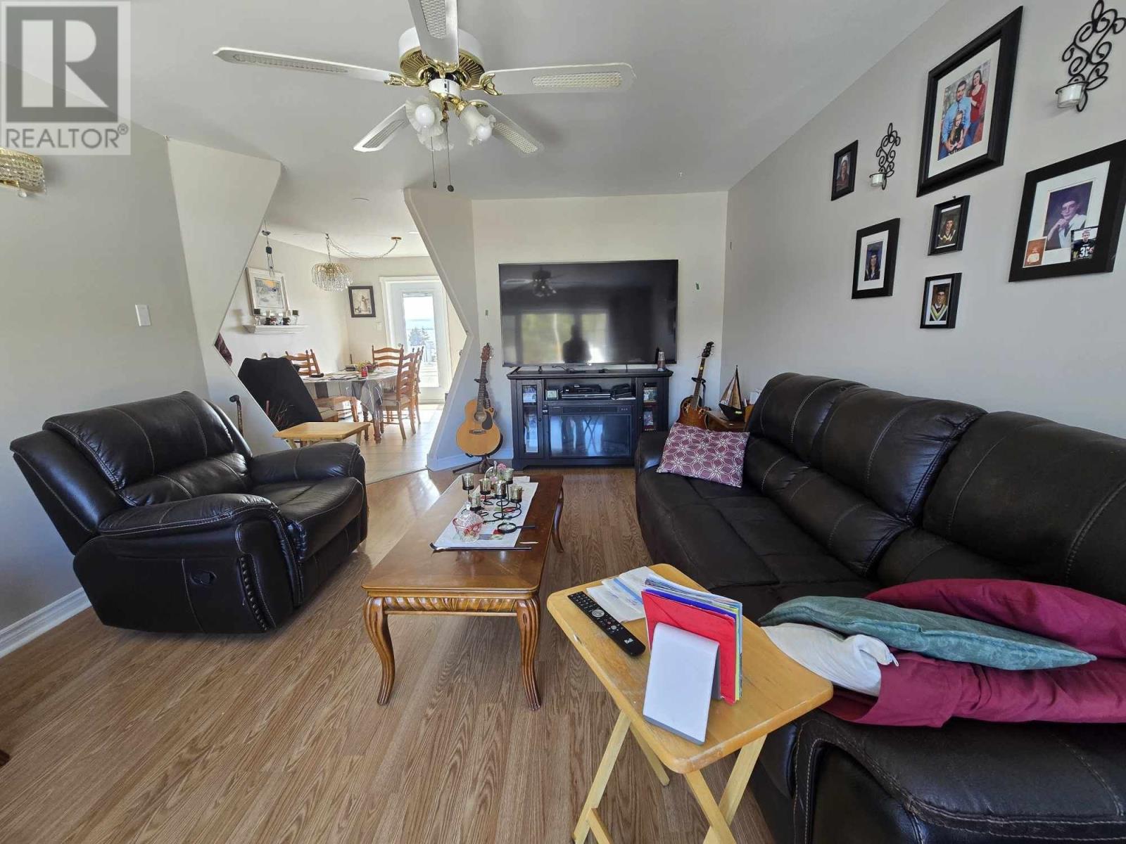 44 Neck Road, Fogo Island, Newfoundland & Labrador   - Photo 9 - 1283448