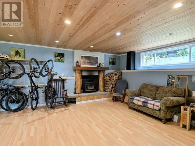 5395 Yukon Ave, Powell River, British Columbia   - Photo 18 - 18867