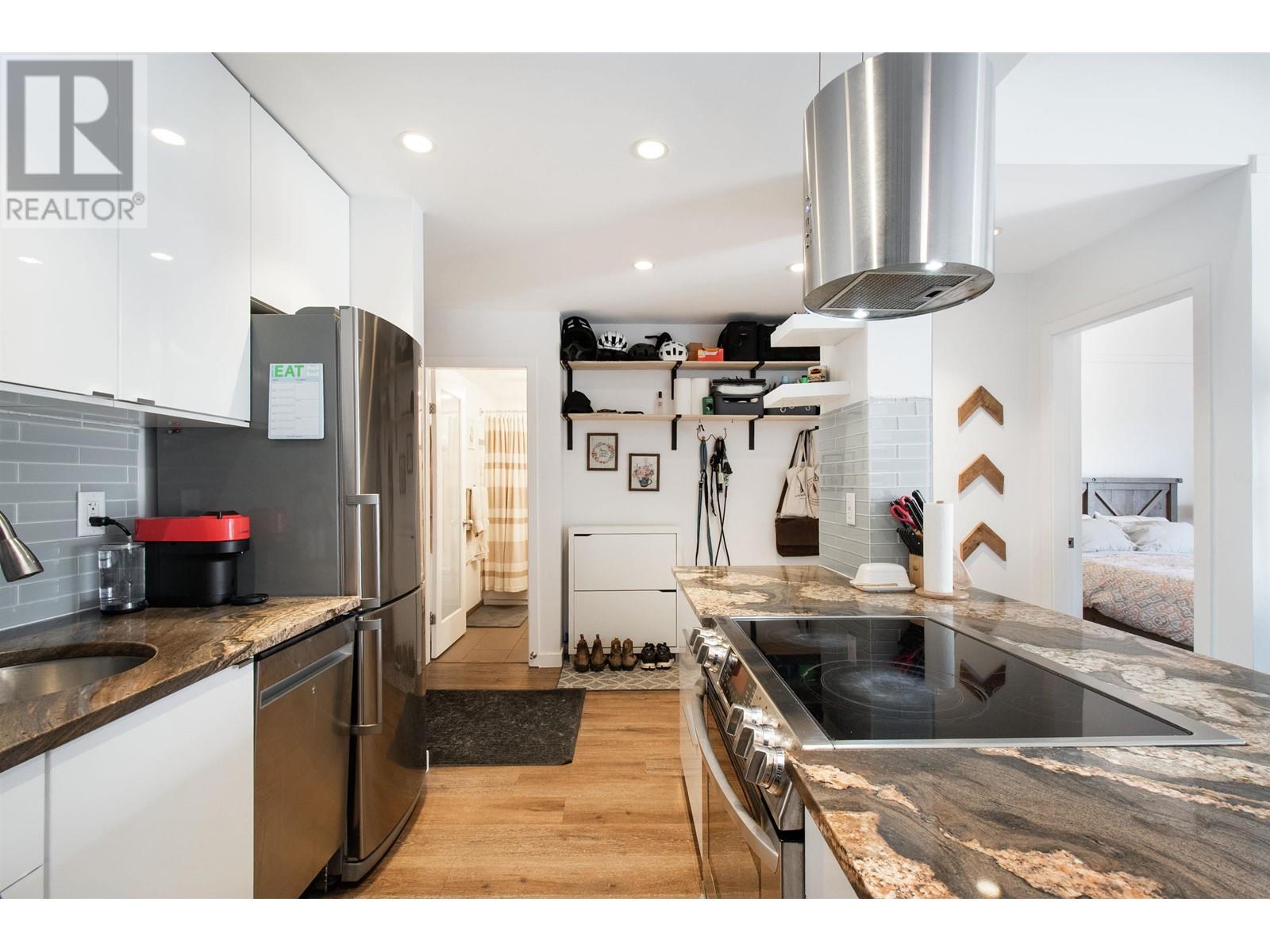 406 1549 Kitchener Street, Vancouver, British Columbia  V5L 2V8 - Photo 4 - R2987655
