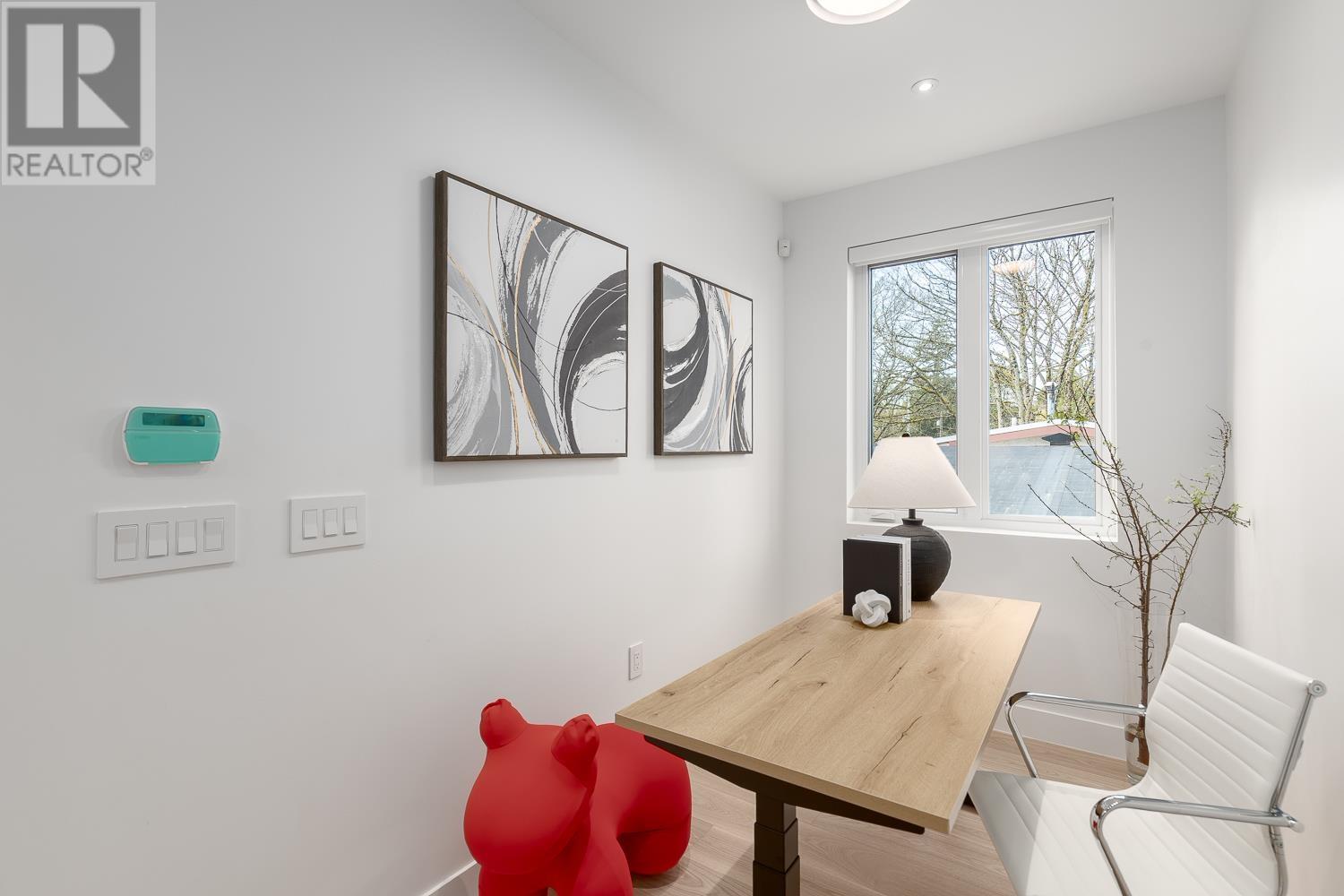 2 4084 W 10th Avenue, Vancouver, British Columbia  V6R 2H1 - Photo 13 - R2987672