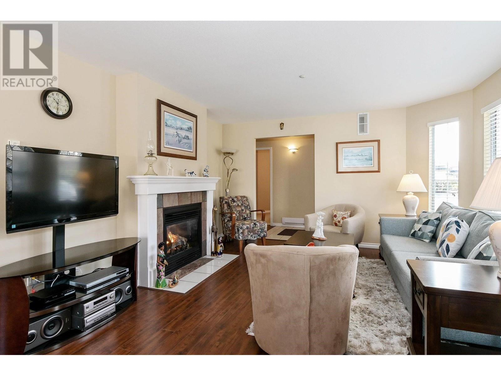 7 19060 Ford Road, Pitt Meadows, British Columbia  V3Y 2M2 - Photo 3 - R2987687