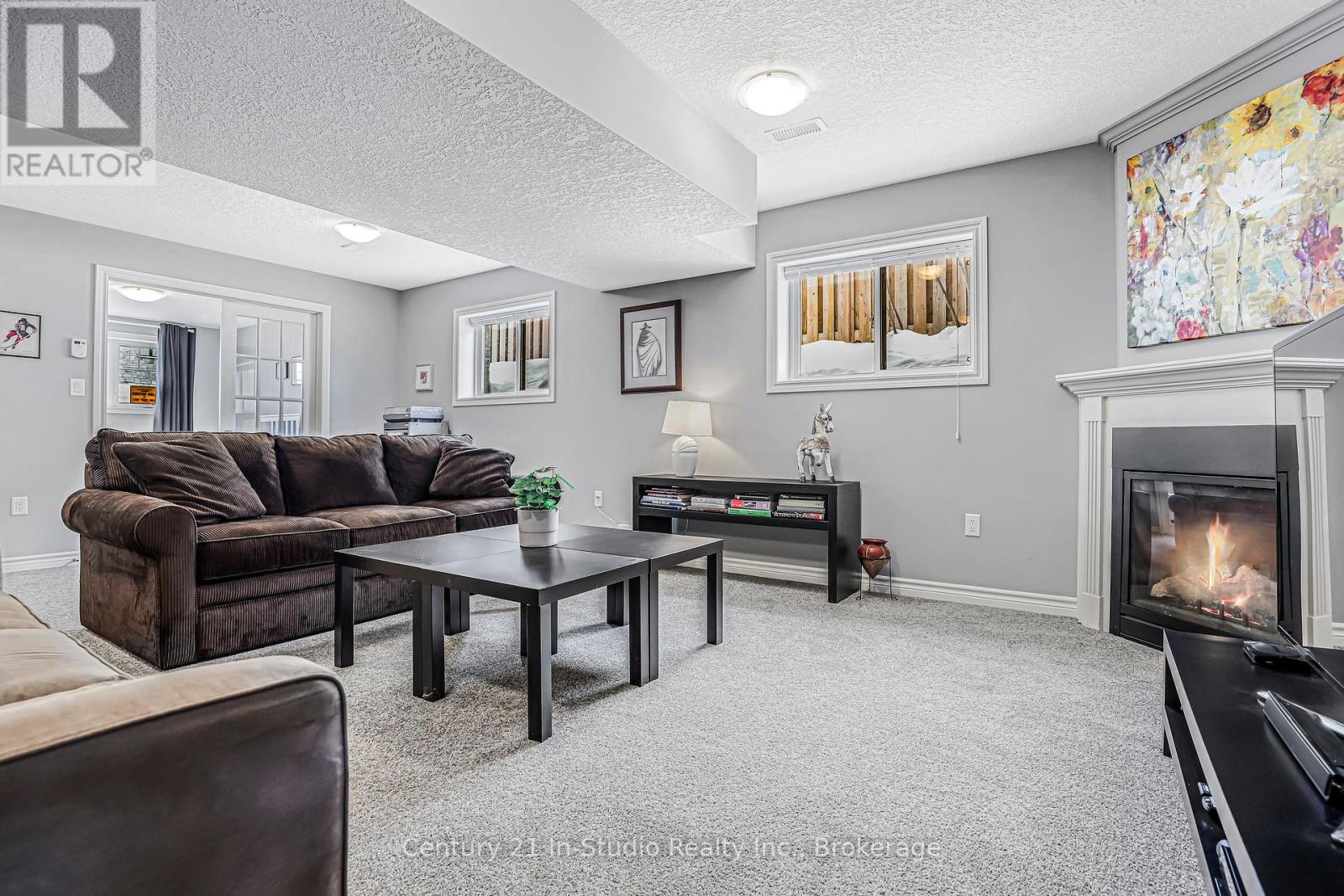 392 Peirson Avenue, Saugeen Shores, Ontario  N0H 2C1 - Photo 34 - X12069744