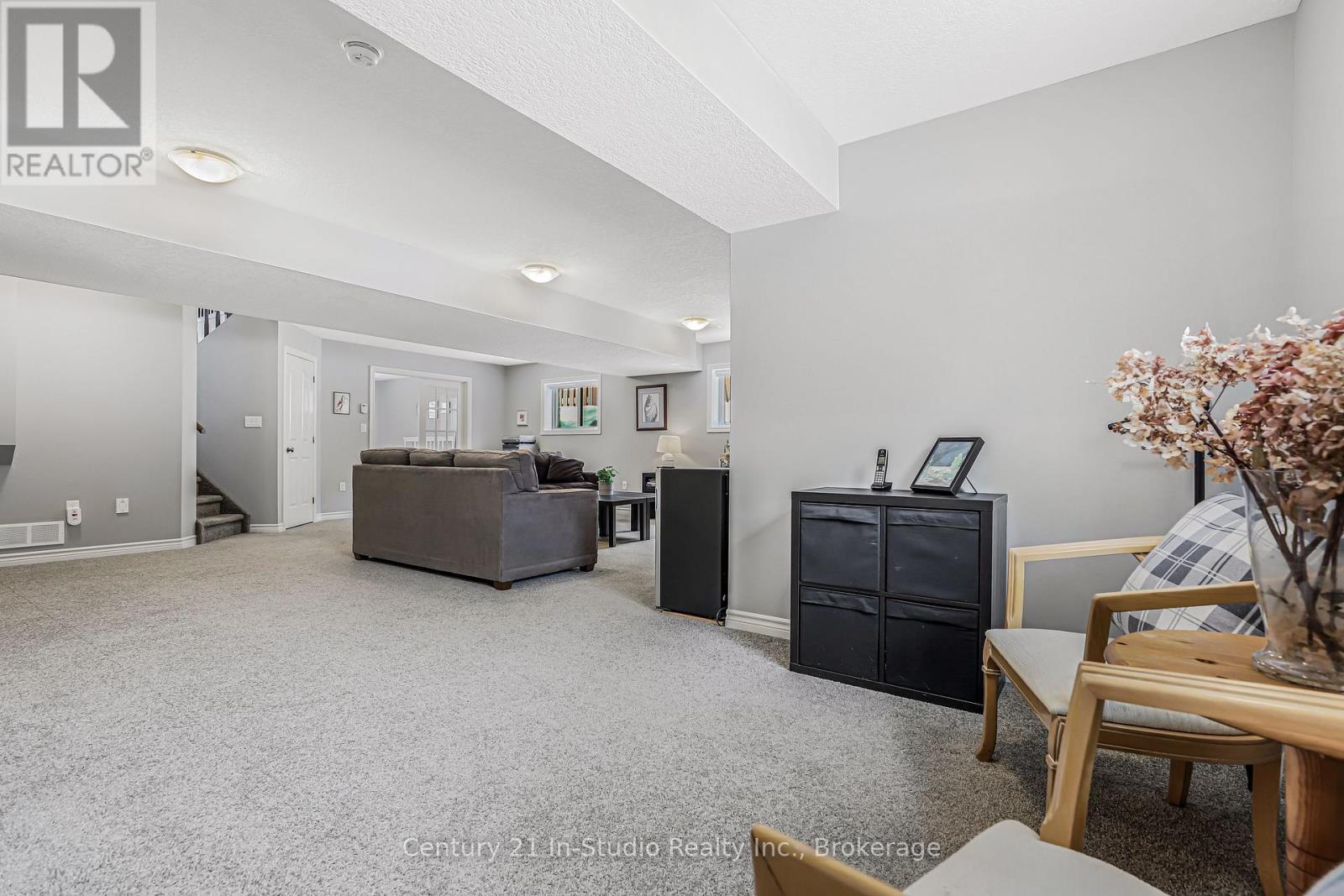 392 Peirson Avenue, Saugeen Shores, Ontario  N0H 2C1 - Photo 38 - X12069744