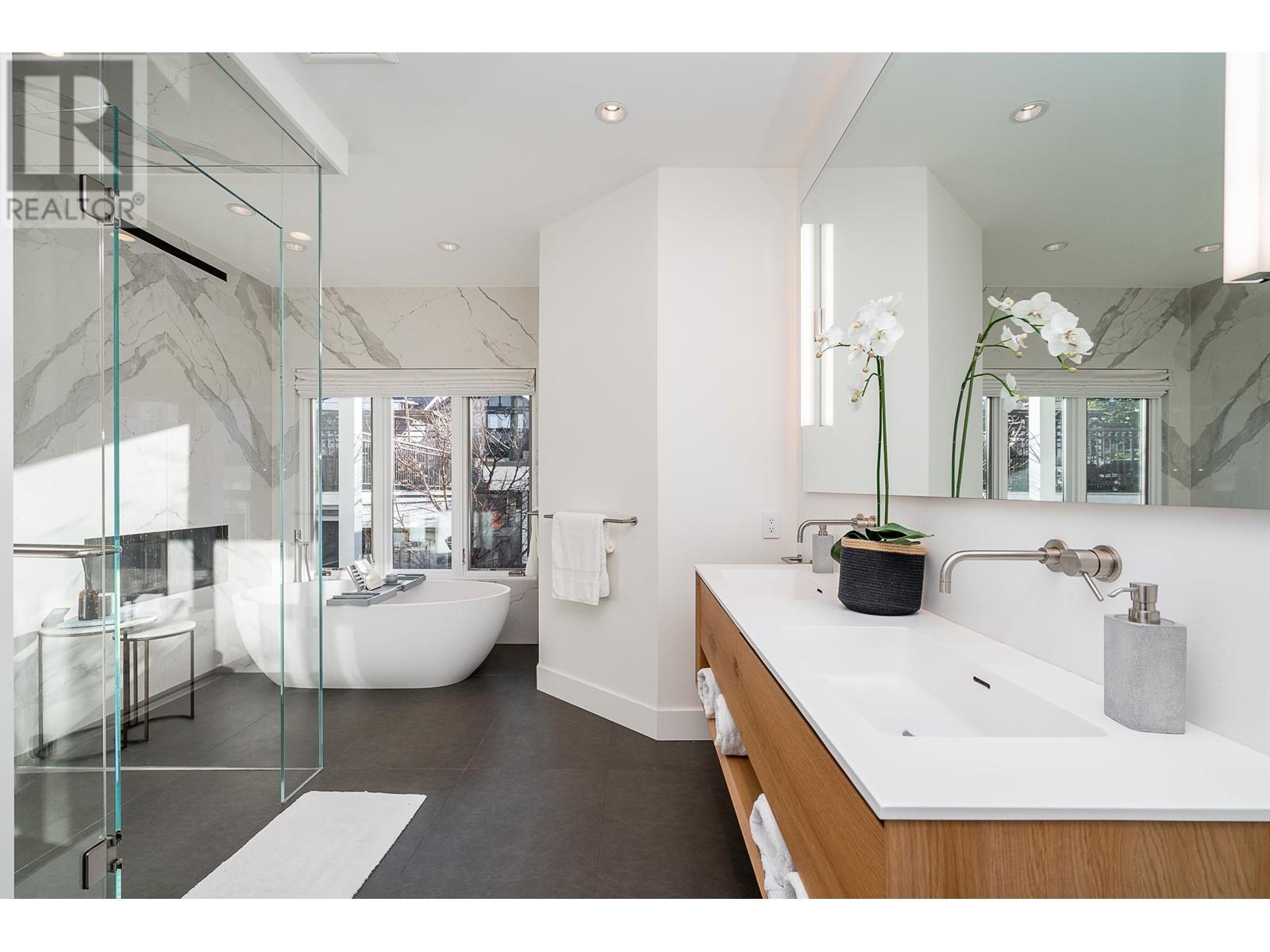 3262 W 1st Avenue, Vancouver, British Columbia  V6K 1H5 - Photo 18 - R2987630