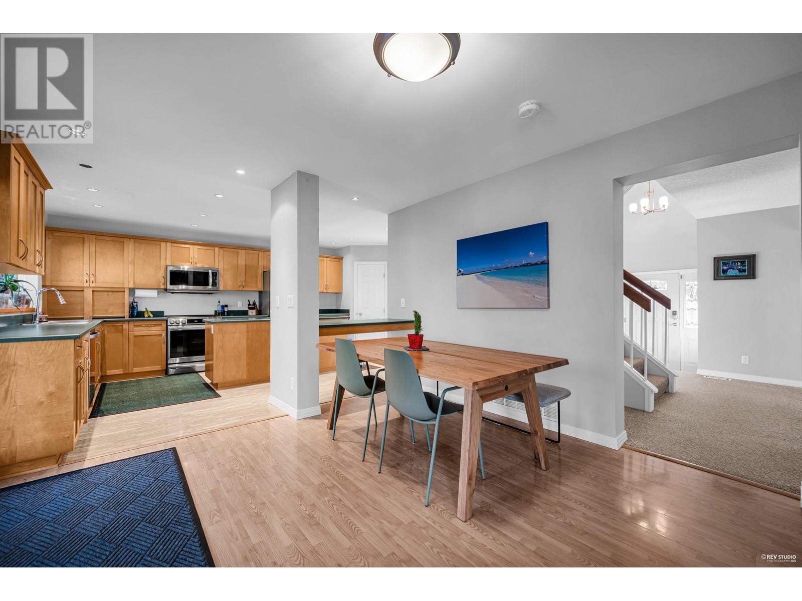 1346 Lansdowne Drive, Coquitlam, British Columbia  V3E 1K6 - Photo 10 - R2987699