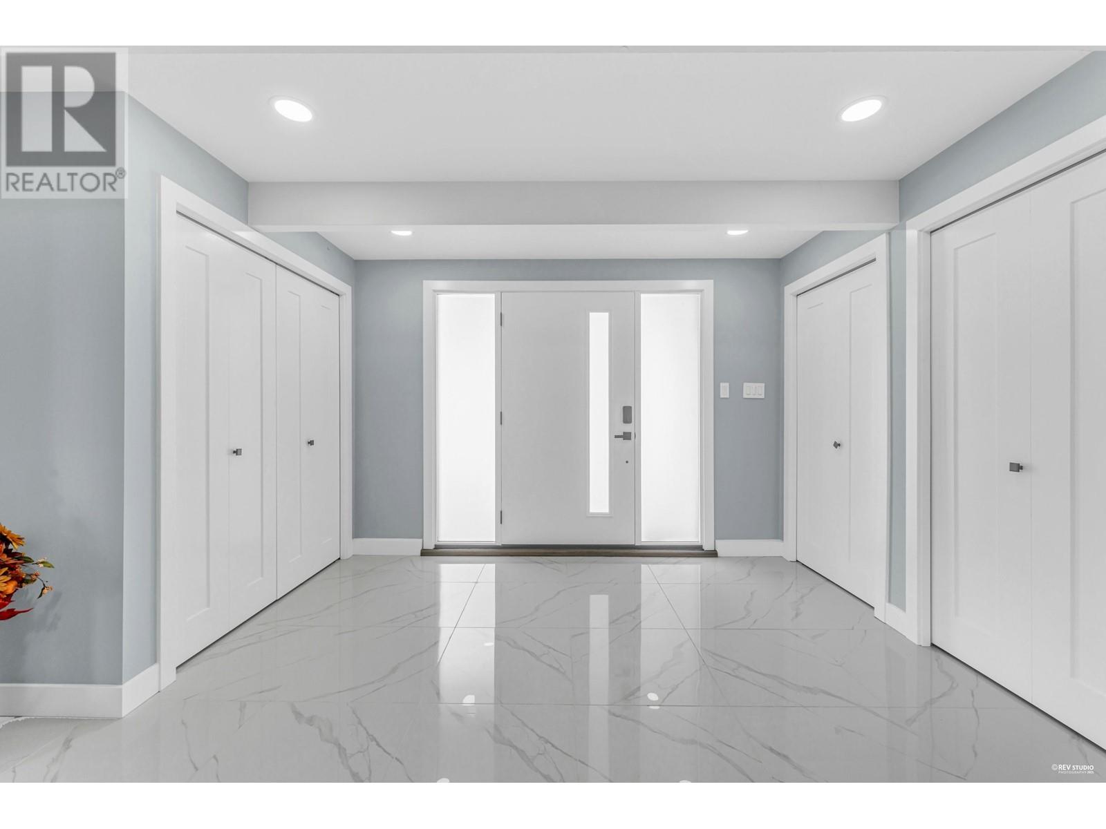 Property at 2755 SKILIFT PLACE image 3