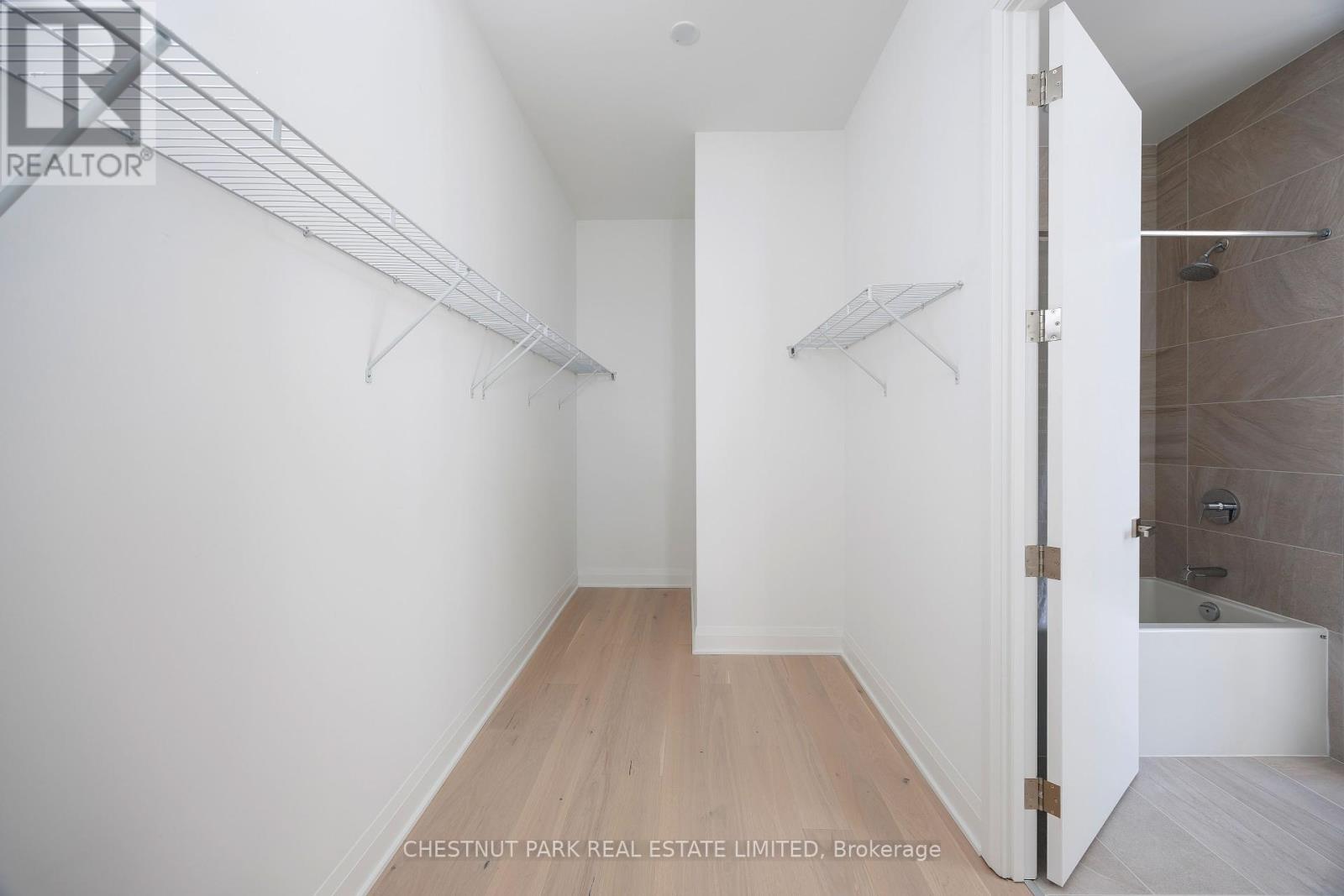 Th 8 - 33 Frederick Todd Way, Toronto, Ontario  M4G 0C9 - Photo 26 - C12069776