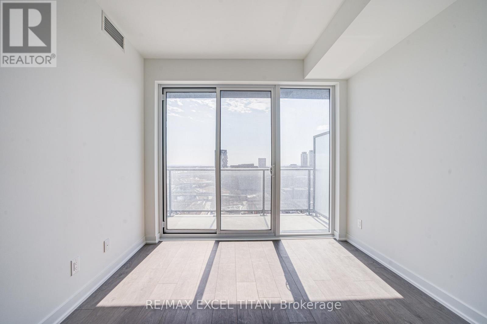 1704 - 5 Defries Street, Toronto (Regent Park), Ontario  M5A 0W7 - Photo 18 - C12069795