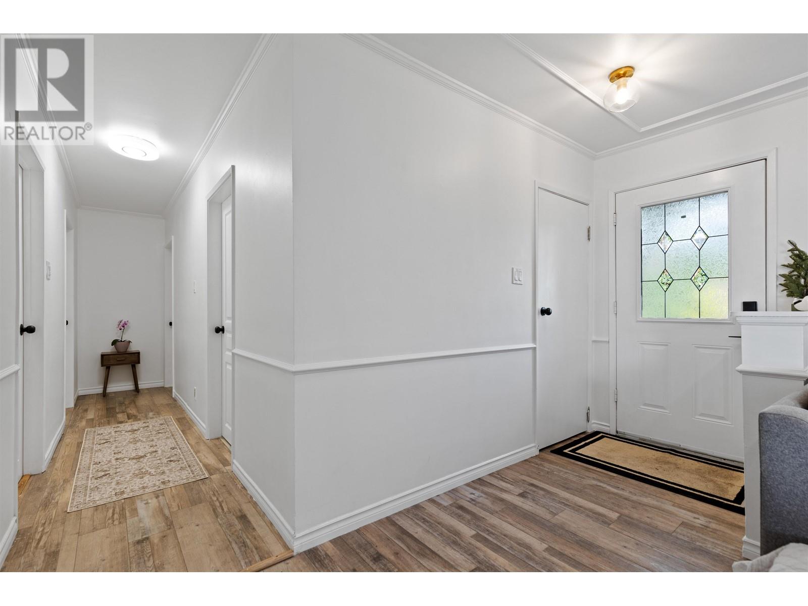 1916 Brunette Avenue, Coquitlam, British Columbia  V3K 1H7 - Photo 21 - R2986530