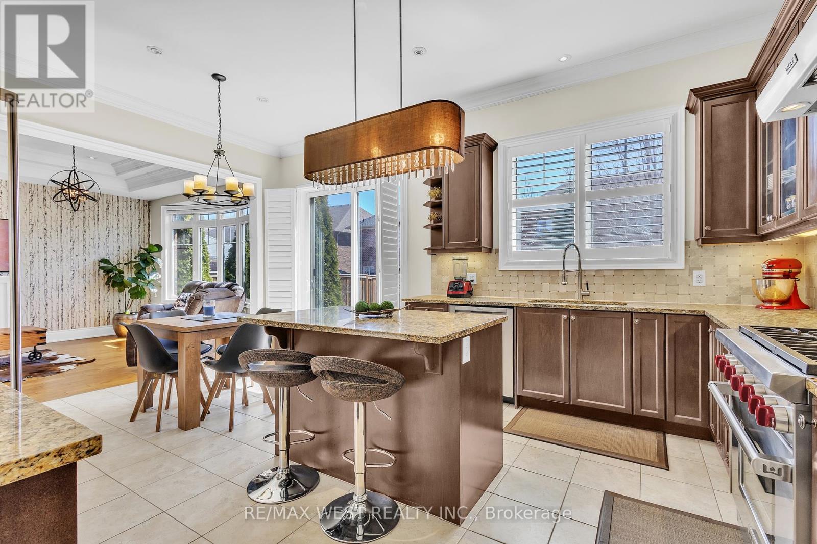 37 Venkata Drive, Vaughan, Ontario  L4H 3X9 - Photo 15 - N12069806