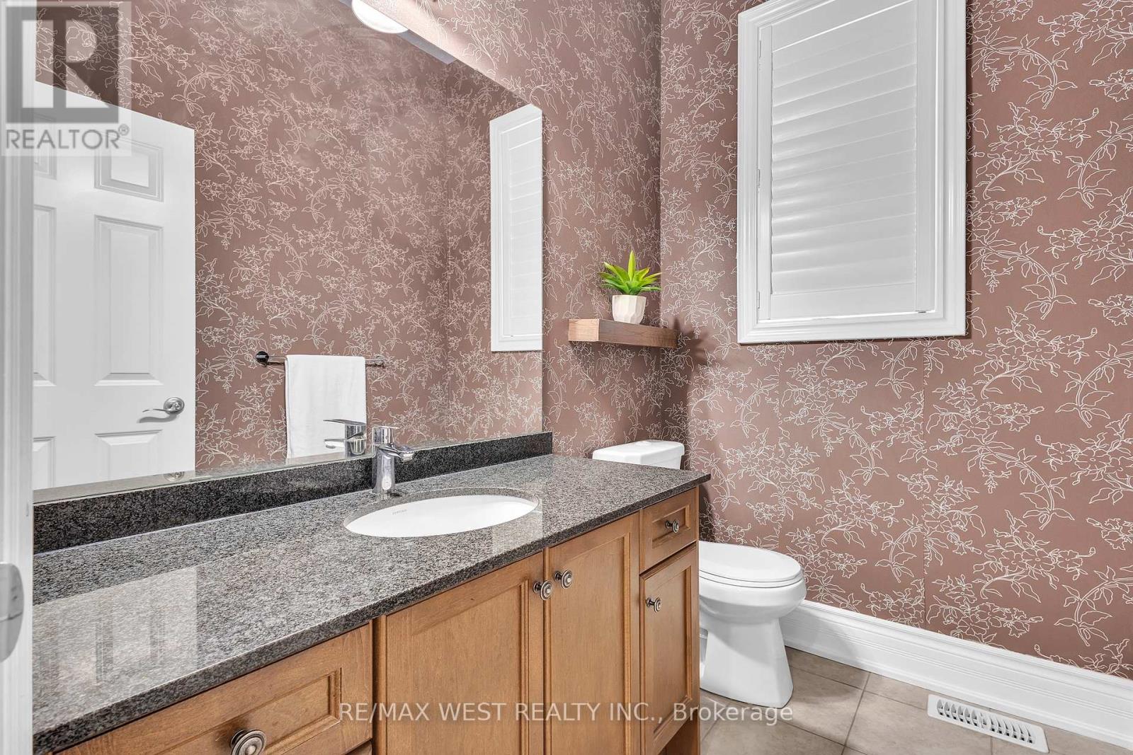 37 Venkata Drive, Vaughan, Ontario  L4H 3X9 - Photo 17 - N12069806
