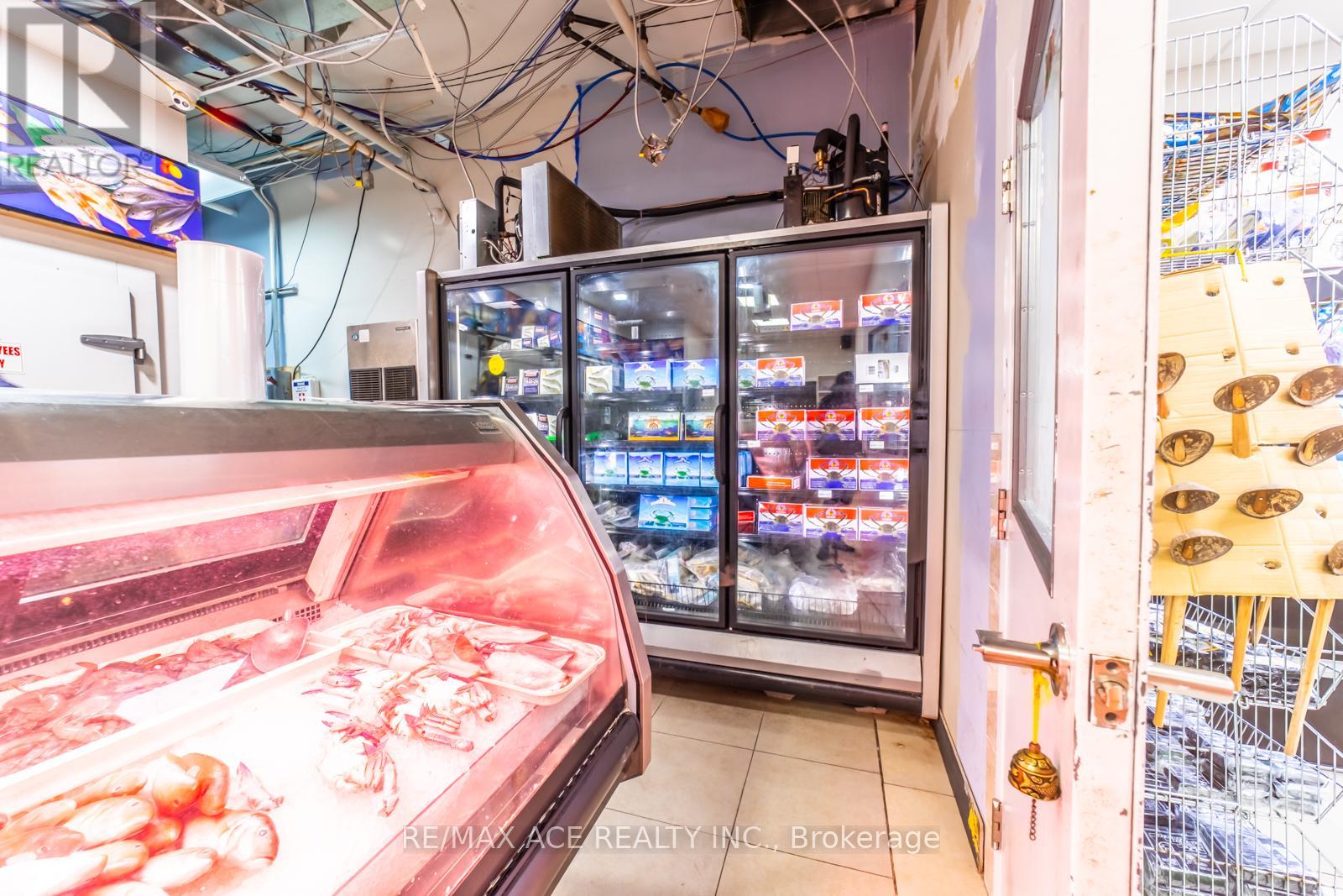 5 & 6 - 50 Sunnyvale Gate, Brampton, Ontario  L6S 0C4 - Photo 16 - W11944555