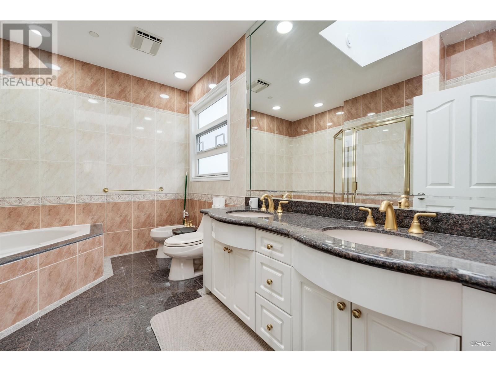 2577 W 23rd Avenue, Vancouver, British Columbia  V6L 1N7 - Photo 23 - R2987441