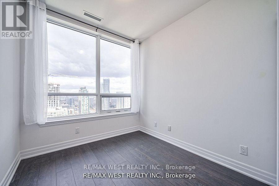 3101 - 36 Elm Drive W, Mississauga, Ontario  L5B 0N3 - Photo 19 - W12069804