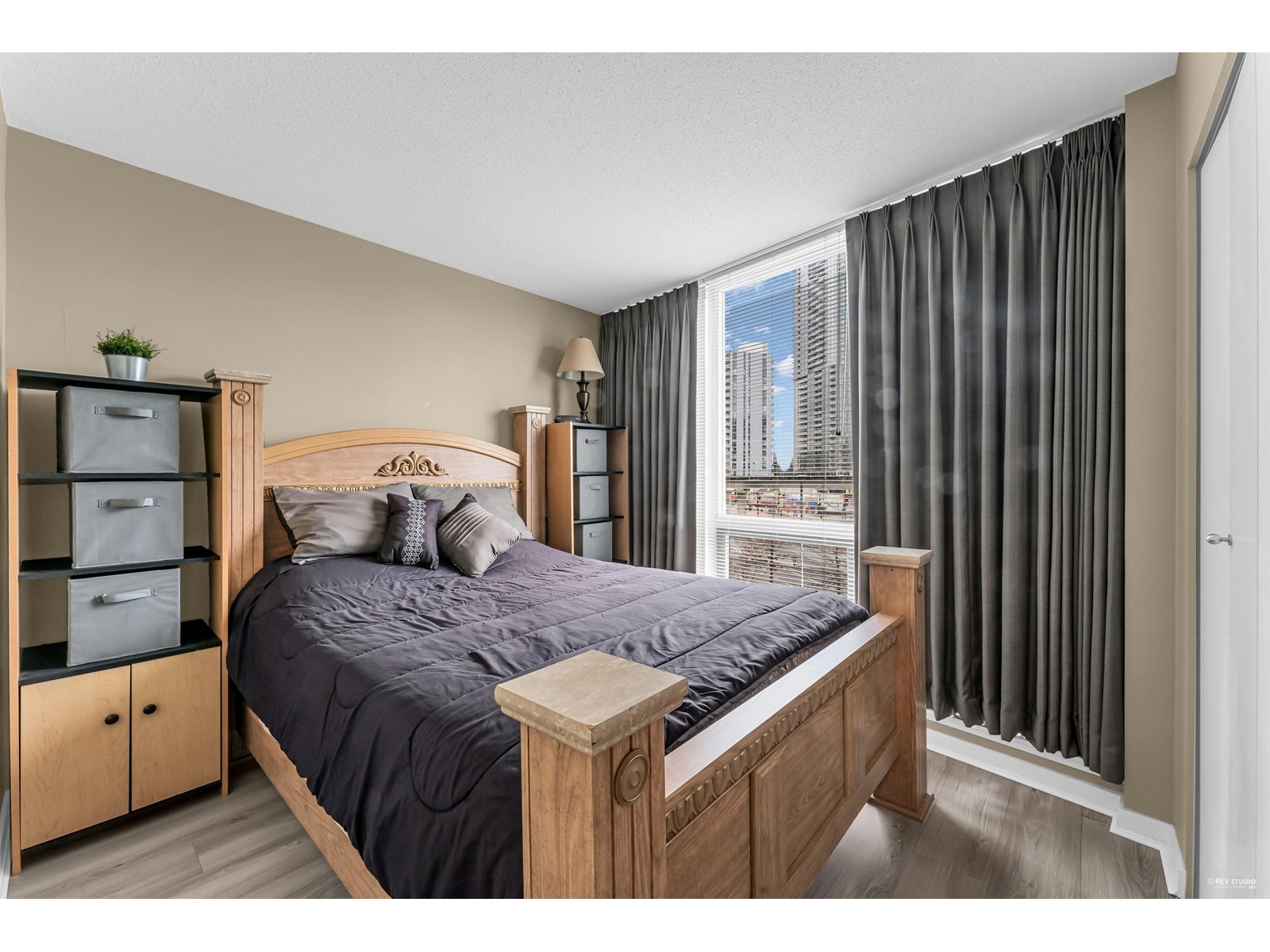 402 13618 100 Avenue, Surrey, British Columbia  V3T 0A8 - Photo 17 - R2987653