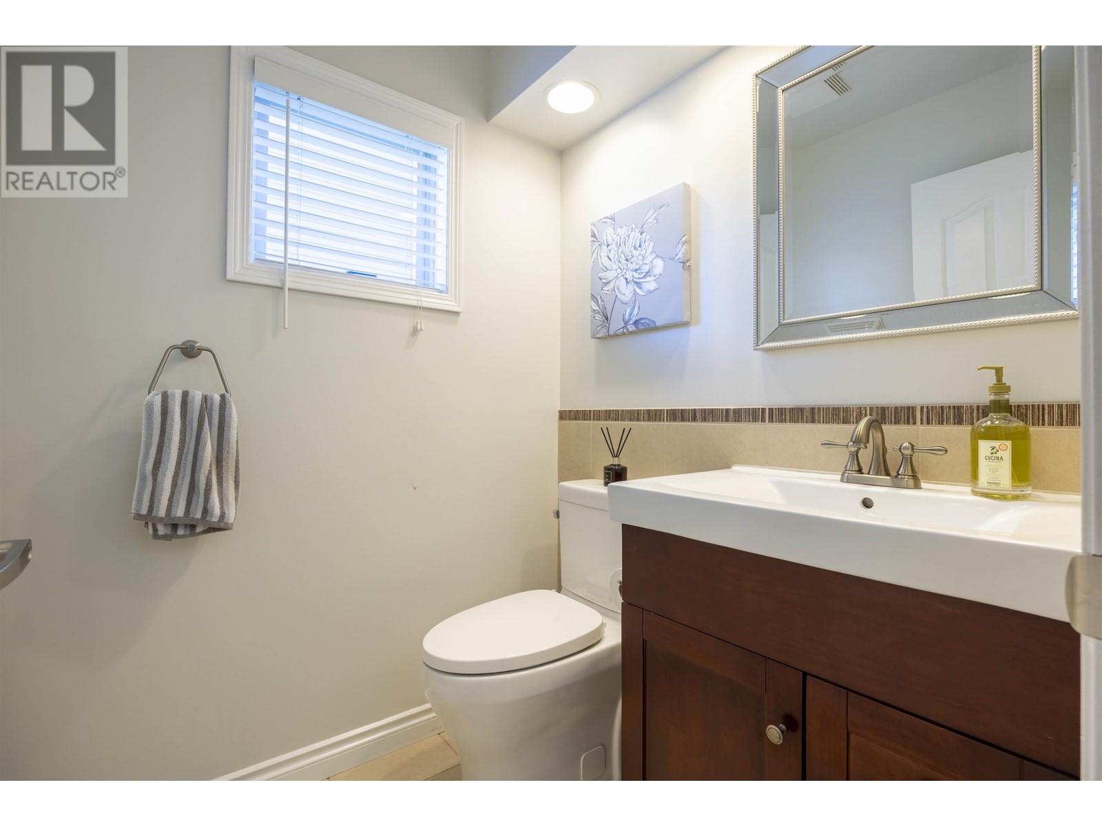 817 Roche Point Drive, North Vancouver, British Columbia  V7H 2W3 - Photo 21 - R2960358