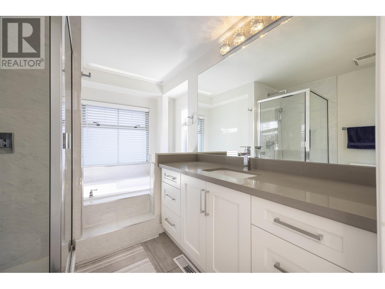 817 Roche Point Drive, North Vancouver, British Columbia  V7H 2W3 - Photo 15 - R2960358