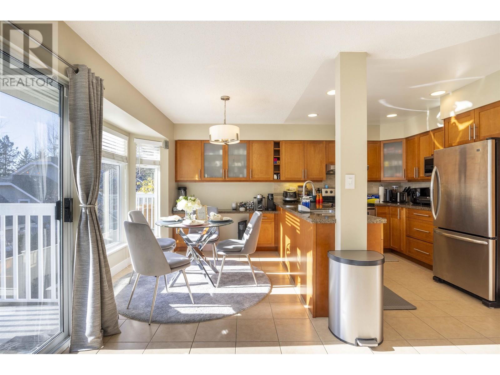 817 Roche Point Drive, North Vancouver, British Columbia  V7H 2W3 - Photo 6 - R2960358