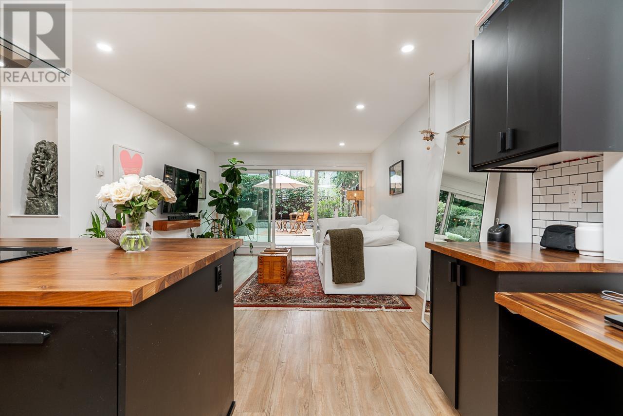 102 330 E 7th Avenue, Vancouver, British Columbia  V5T 4K5 - Photo 4 - R2986648