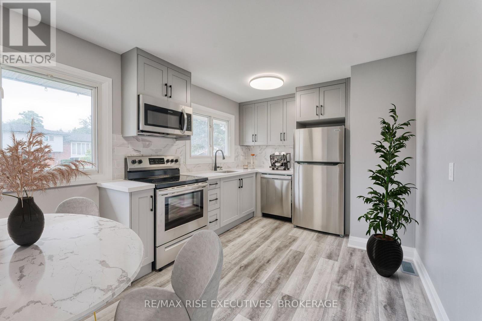 1 - 86 Morenz Crescent, Kingston, Ontario  K7K 2X4 - Photo 3 - X12069845