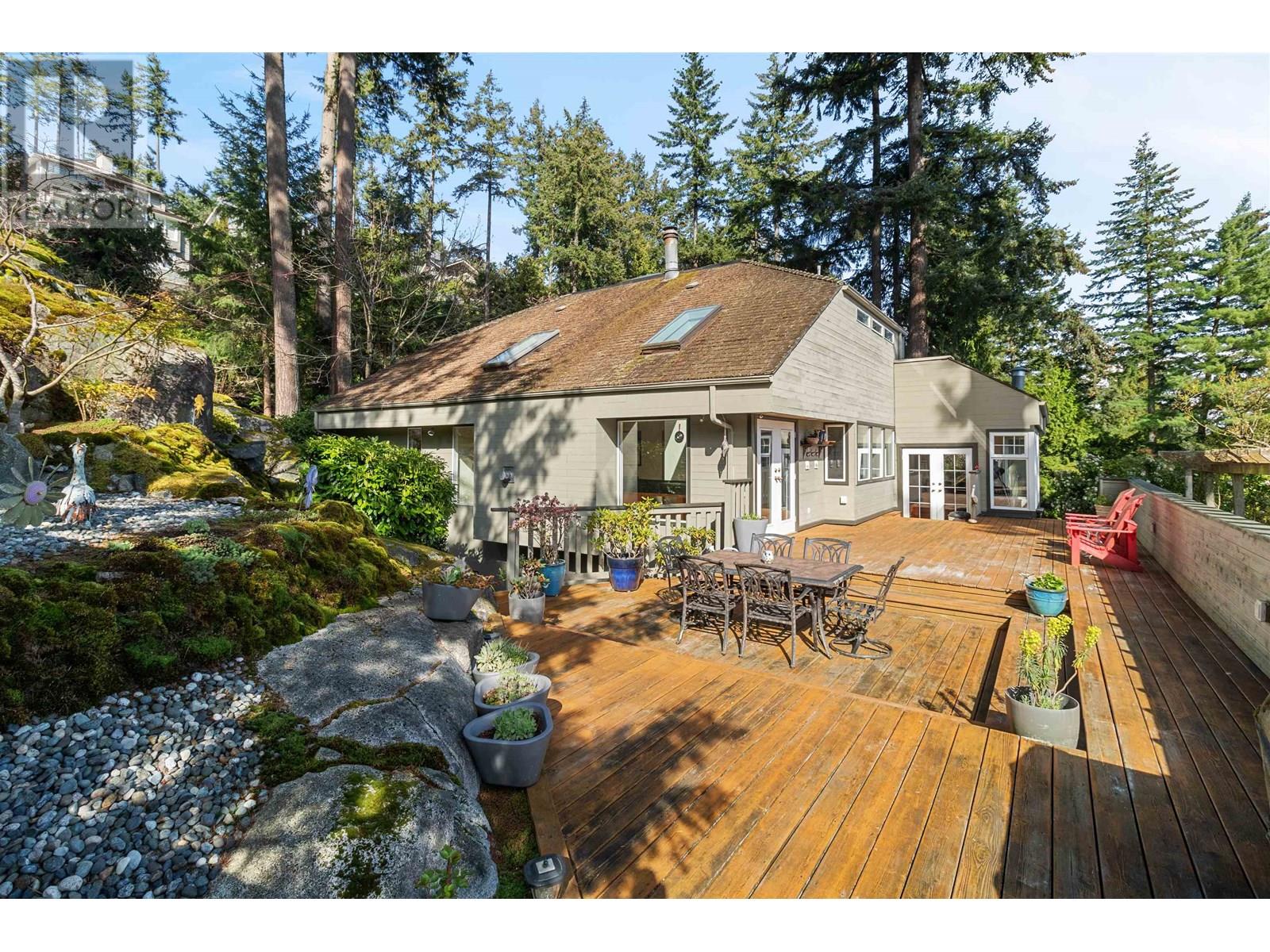 4635 Caulfeild Drive, West Vancouver, British Columbia  V7W 1E9 - Photo 32 - R2986659