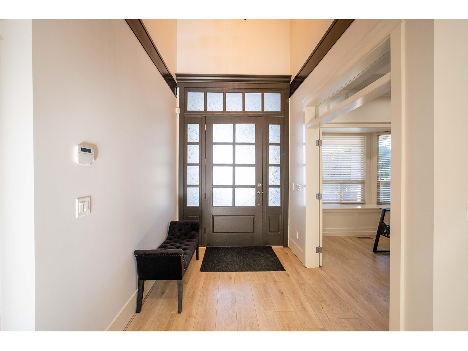 Property at 18906 54A AVENUE image 3