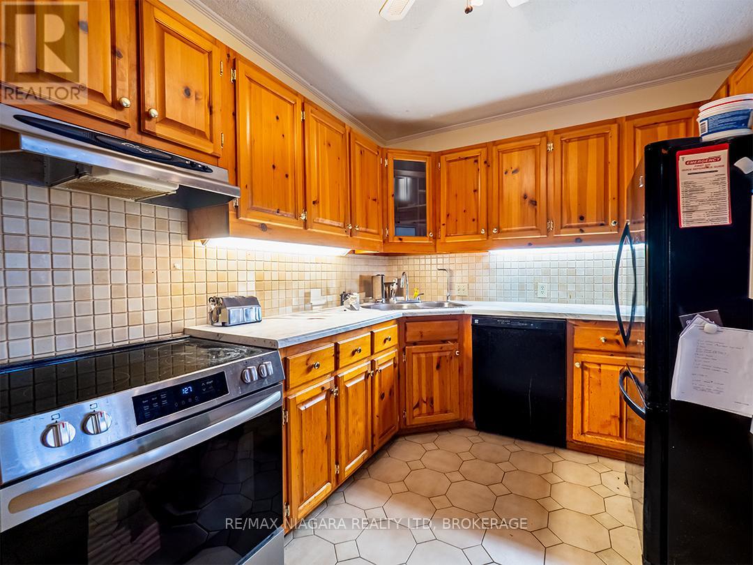 89 Tennessee Avenue, Port Colborne (Sugarloaf), Ontario  L3K 2R8 - Photo 11 - X11891963