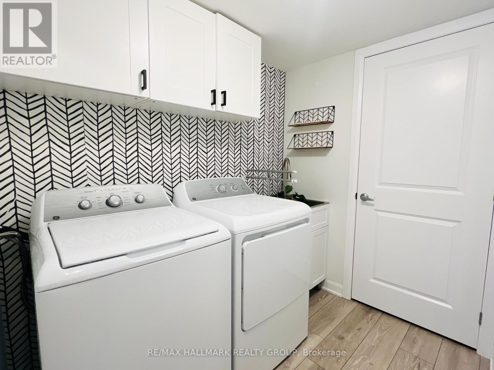 Property at 526 AGLISH MEWS image 5