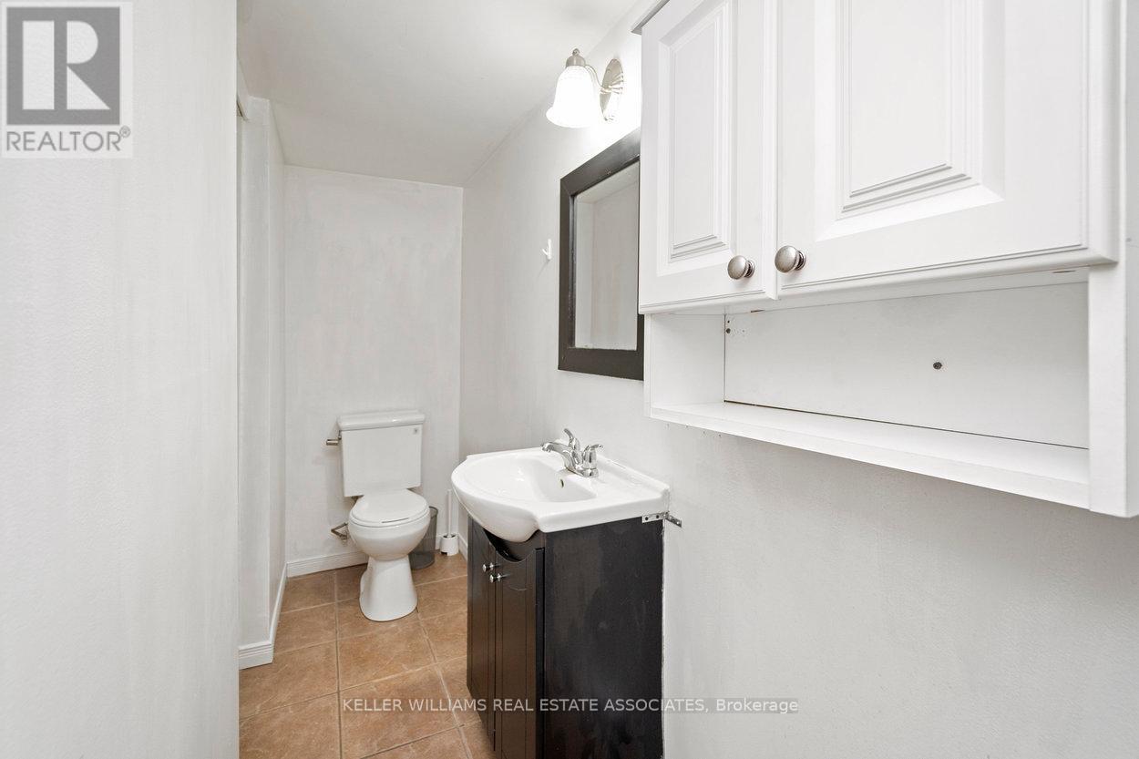 635 Huntington Ridge Drive, Mississauga, Ontario  L5R 1Z7 - Photo 42 - W12063400