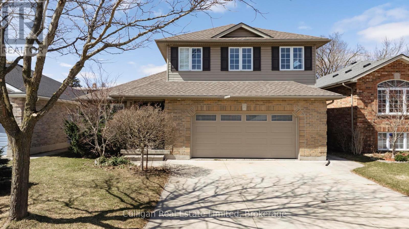 90 ABRAHAM DRIVE, Stratford, Ontario