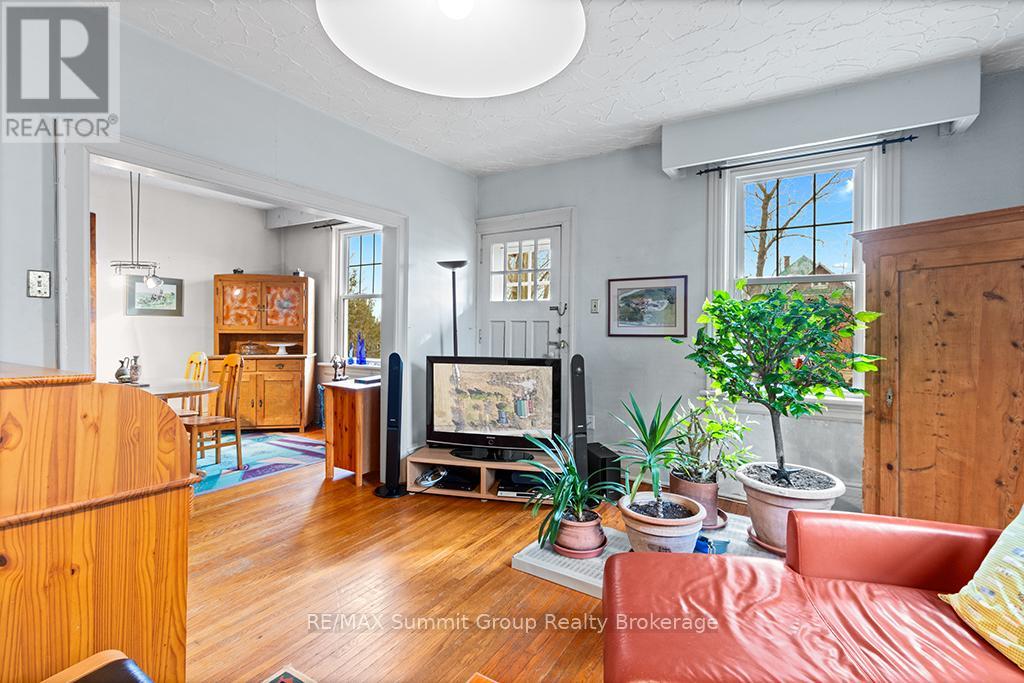 795099 East Back Line, Grey Highlands, Ontario  N0C 1H0 - Photo 12 - X12069953