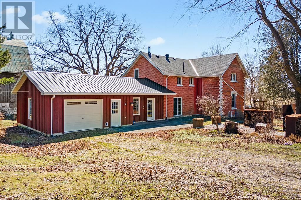 795099 East Back Line, Grey Highlands, Ontario  N0C 1H0 - Photo 2 - X12069953
