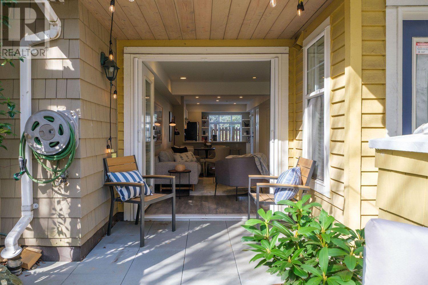 1635 Mclean Drive, Vancouver, British Columbia  V5L 5E3 - Photo 4 - R2987500