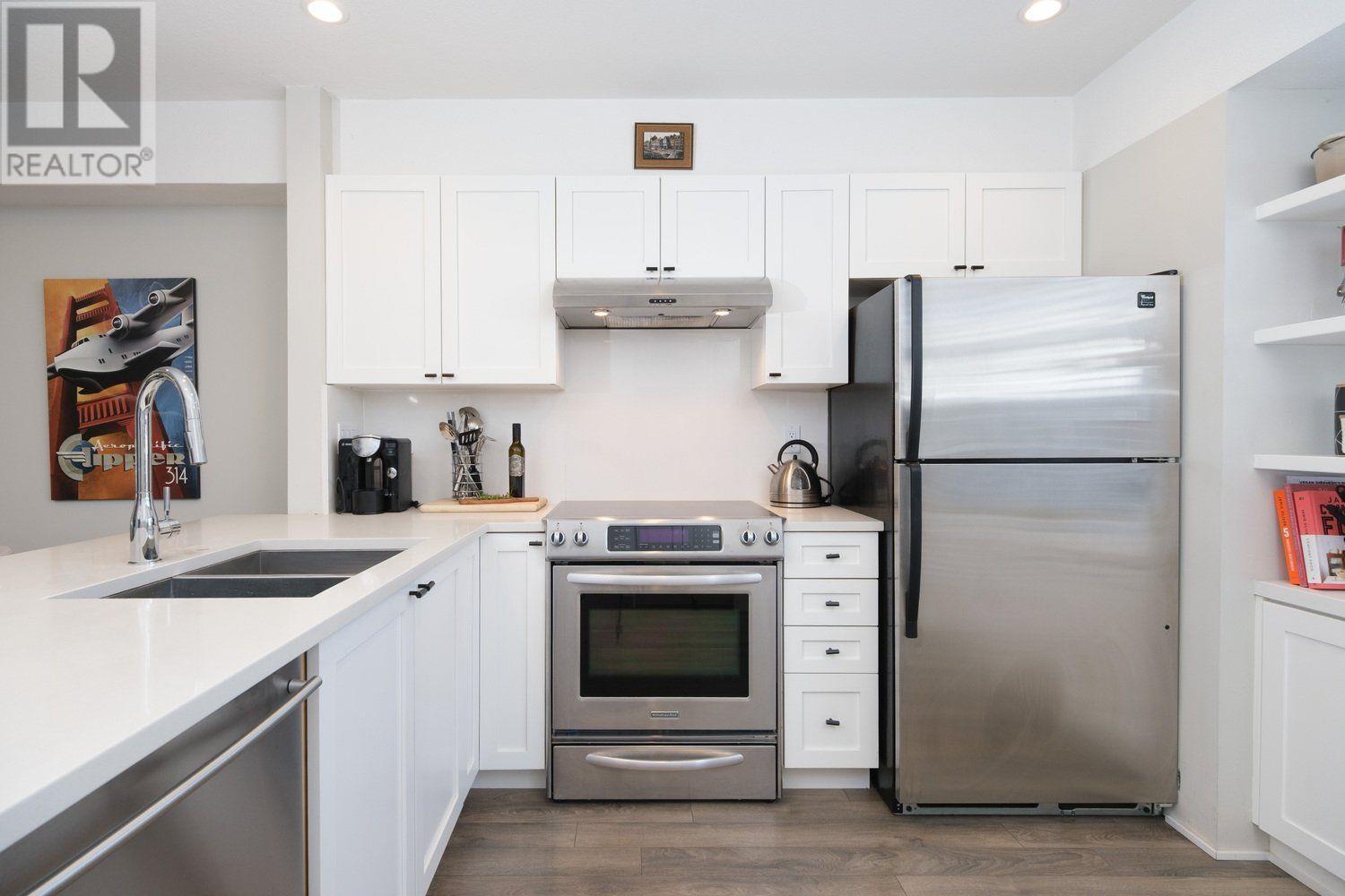 1635 Mclean Drive, Vancouver, British Columbia  V5L 5E3 - Photo 13 - R2987500