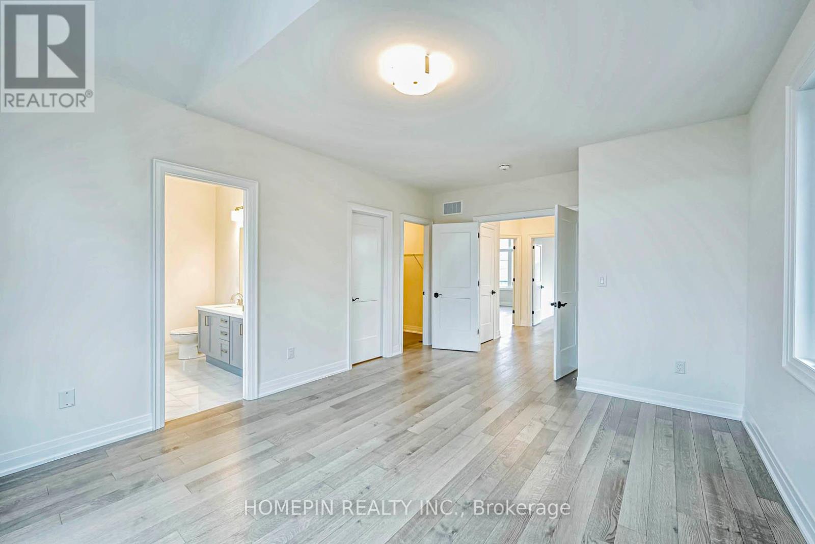 8 Gardeners Lane, Markham, Ontario  L6C 3L5 - Photo 22 - N12069814