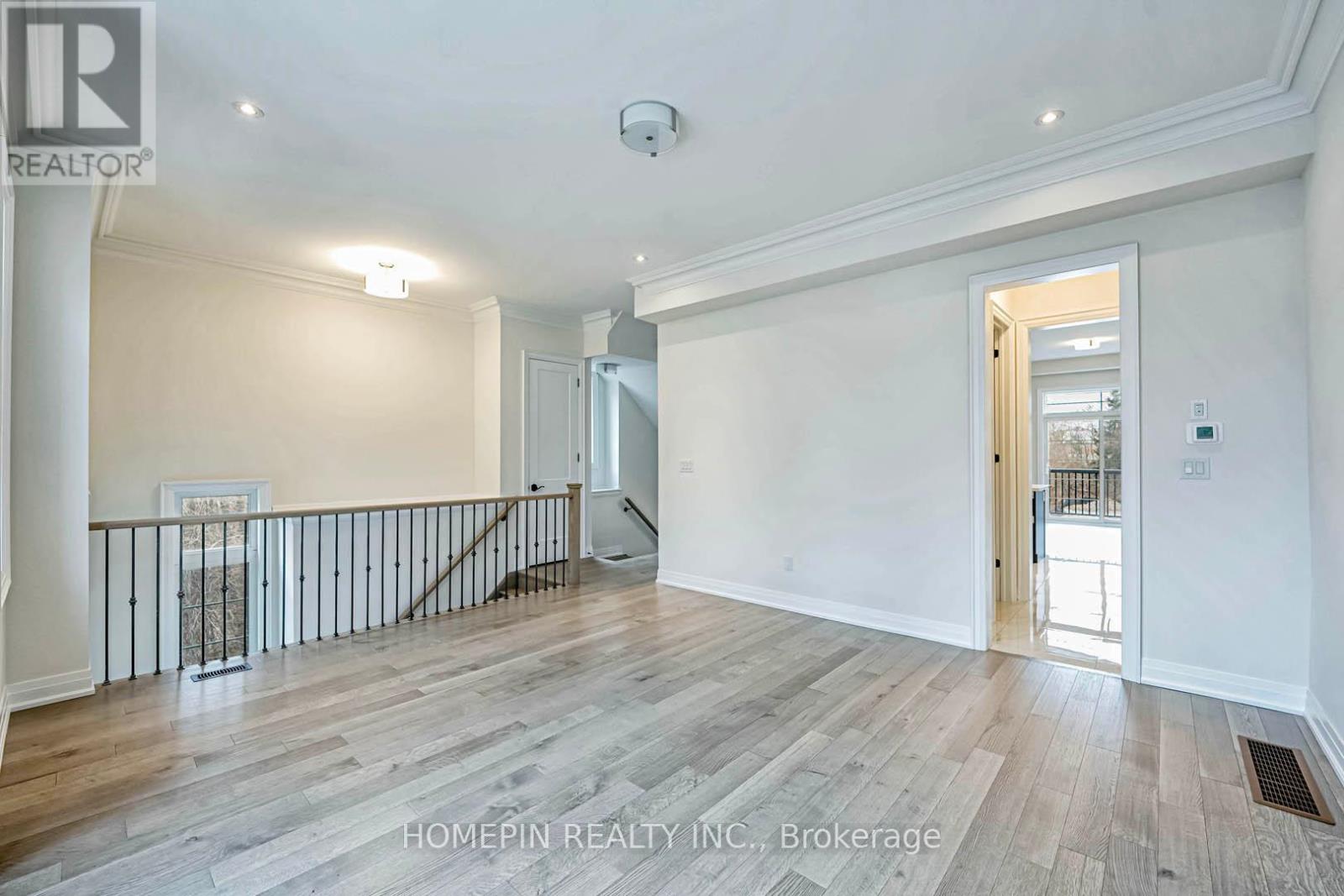 Property at 8 GARDENERS LANE image 5