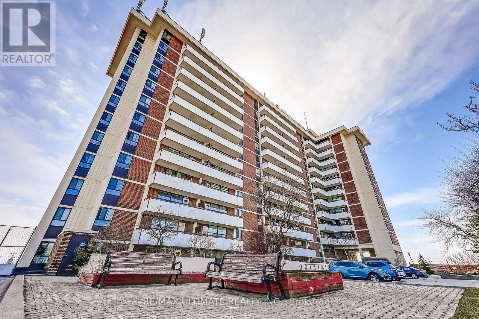 1005 - 541 Blackthorn Avenue E, Toronto, Ontario  M6M 5A6 - Photo 1 - W12069868