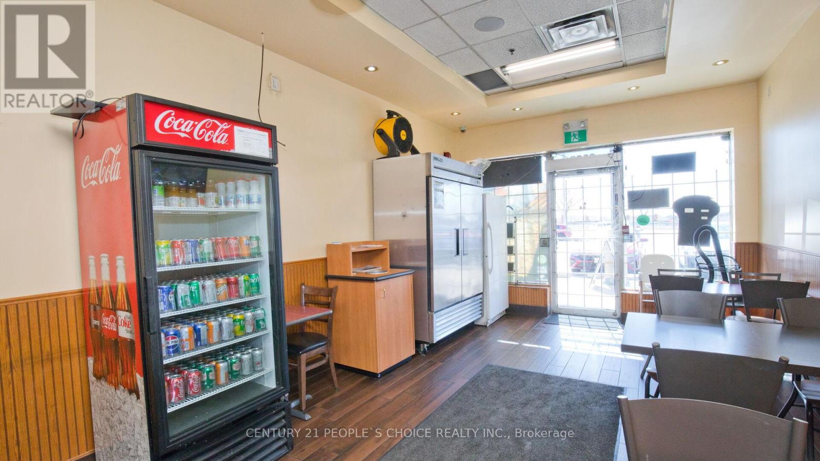 Property at 8A - 2558 FINCH AVENUE W image 5