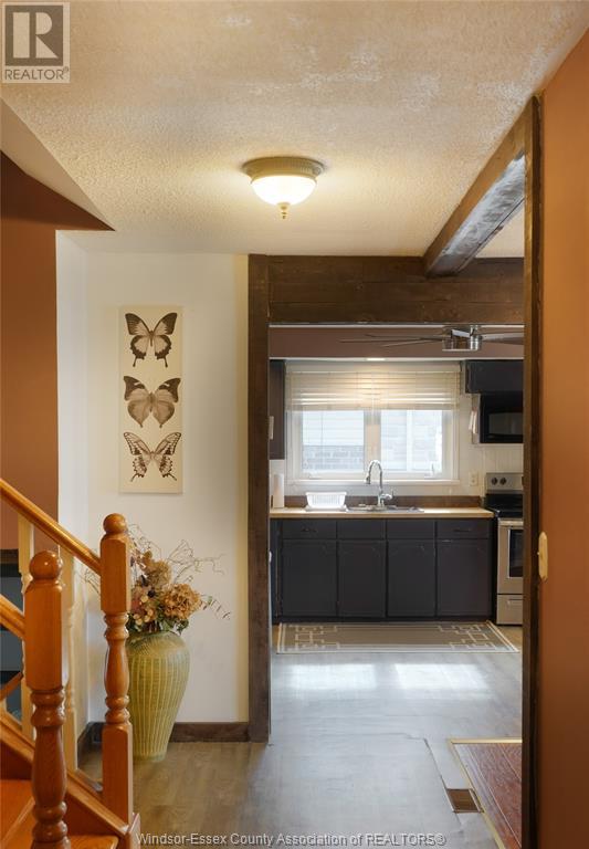 1010 County Rd 22, Lakeshore, Ontario  N0R 1A0 - Photo 3 - 25007546