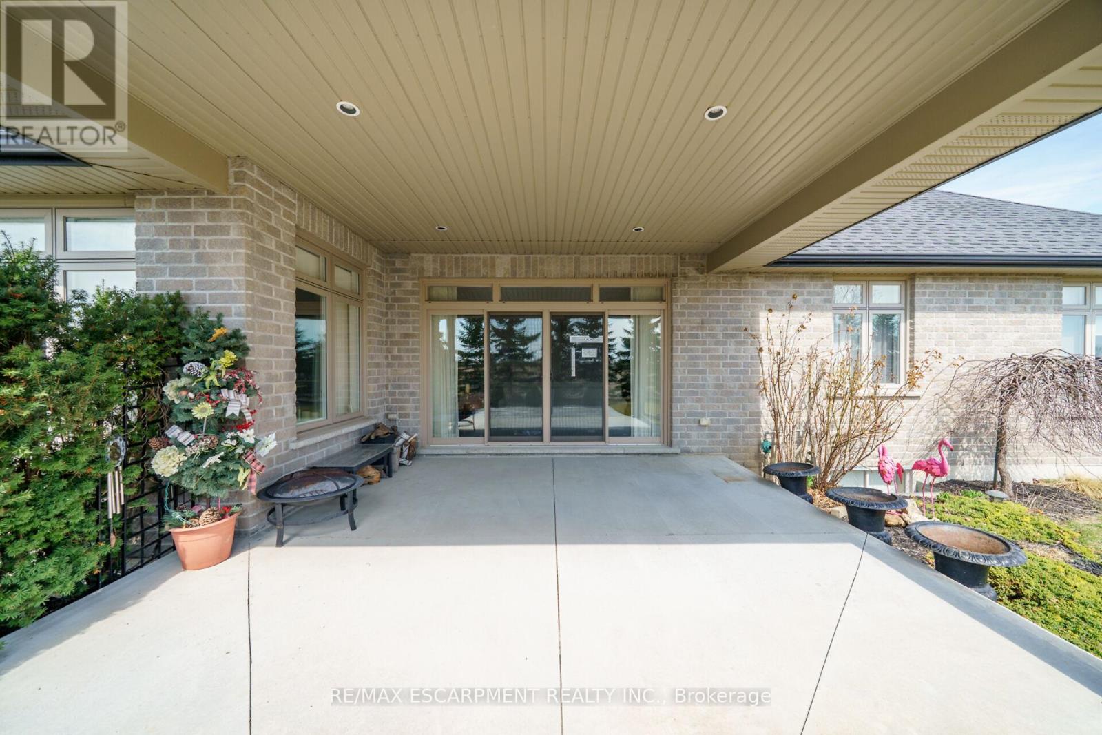 1587 Haldibrook Road, Haldimand, Ontario  N3W 1W6 - Photo 36 - X12069871