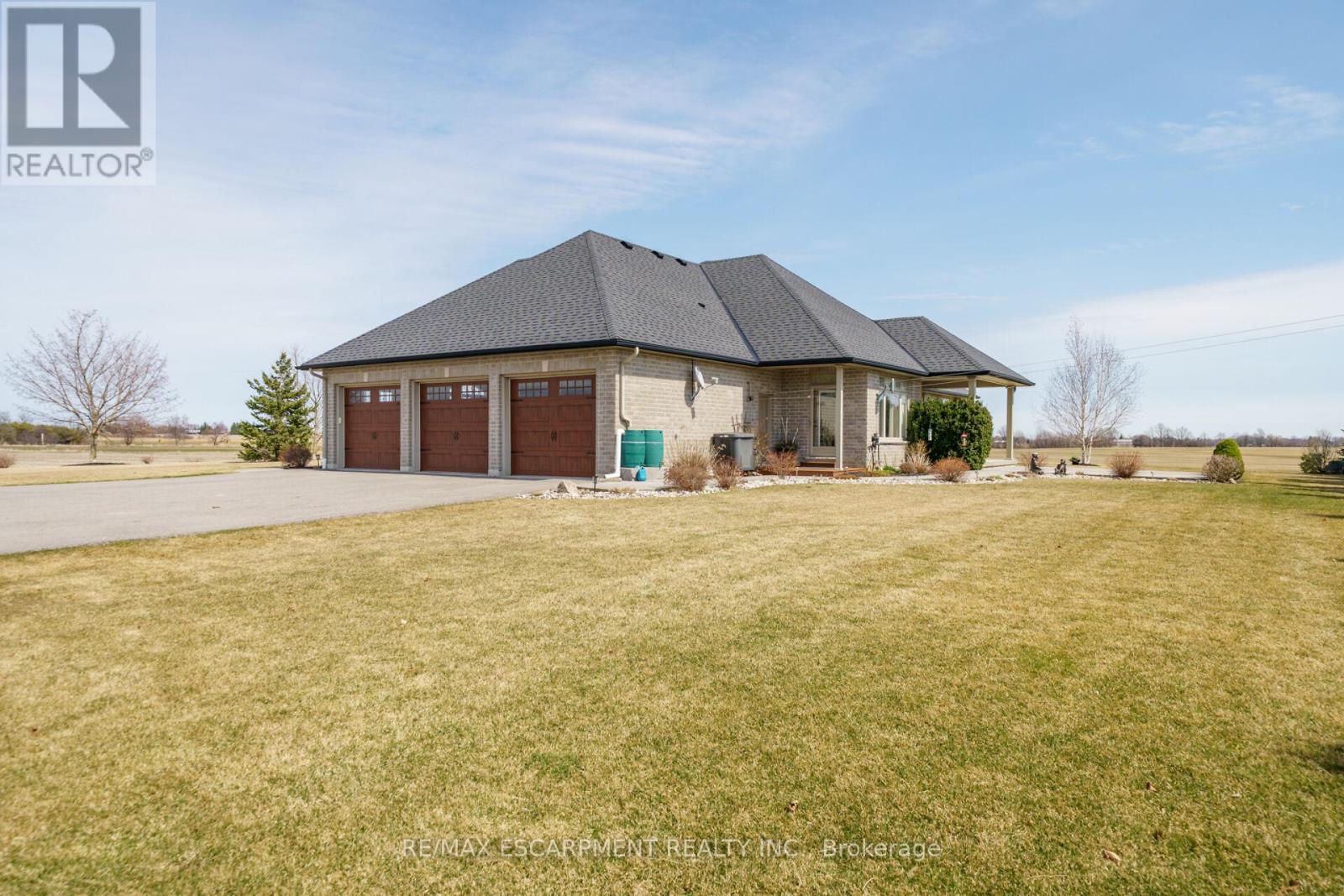 1587 Haldibrook Road, Haldimand, Ontario  N3W 1W6 - Photo 42 - X12069871